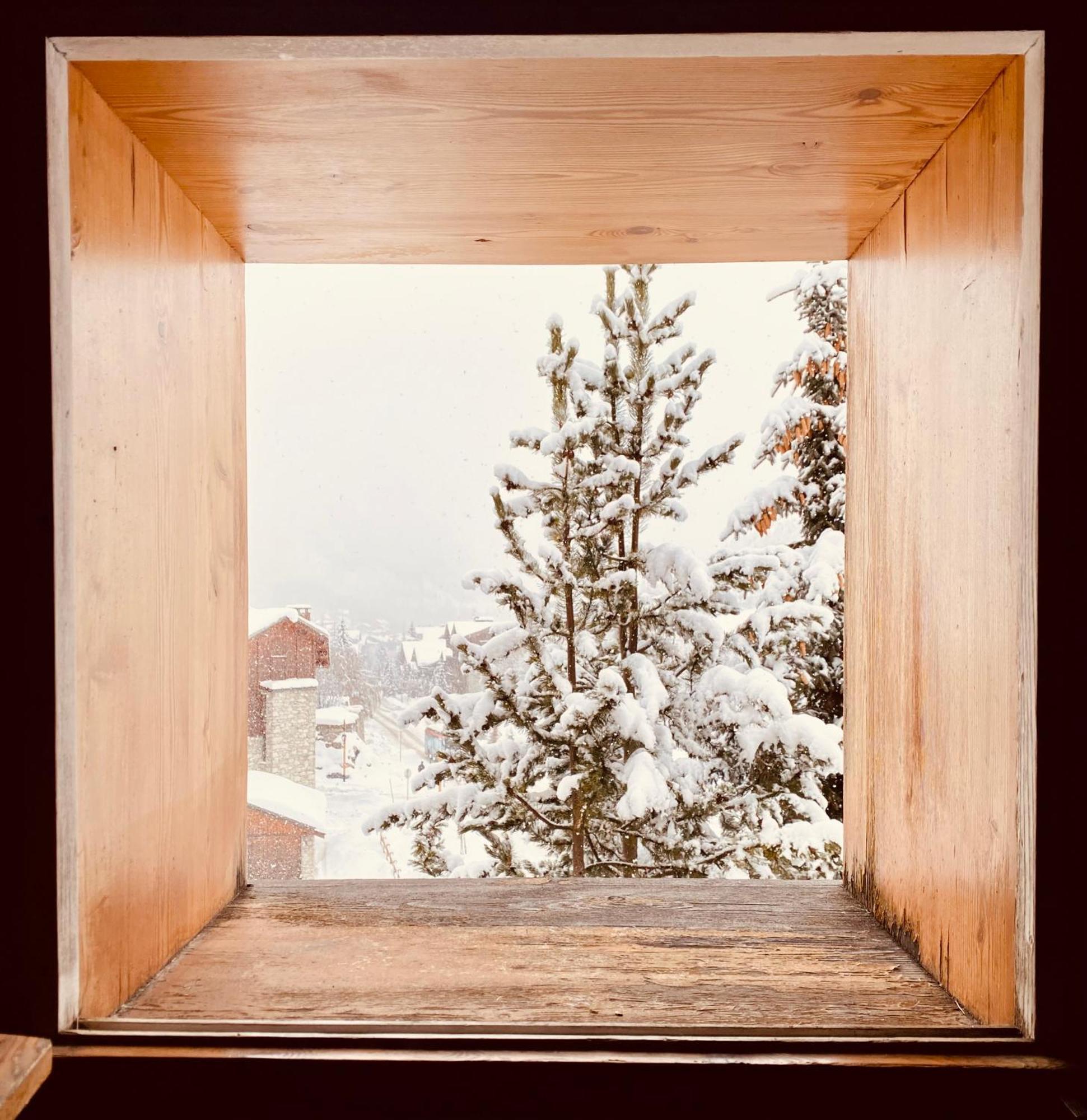Hotel Les Lores Val-dʼIsère Eksteriør billede